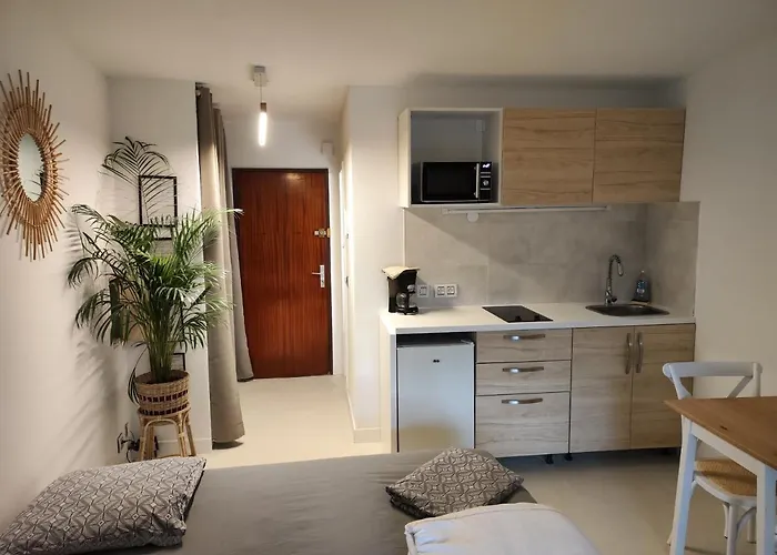 STUDIO Cannes Marina